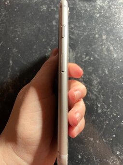 iPhone 6s 32 GB sivý - 4