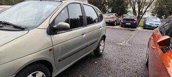Renault megane scenic - 4