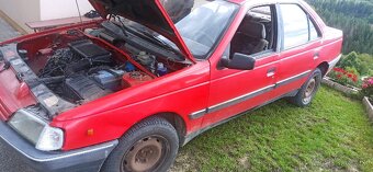 Peugeot 405 - 4