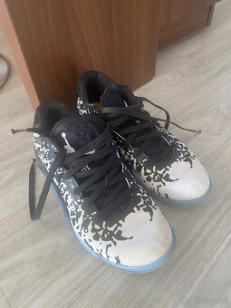 Halovky Air Jordan Zion 3 Black white 39 - 4