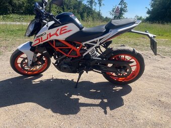 KTM Duke 390 - 4