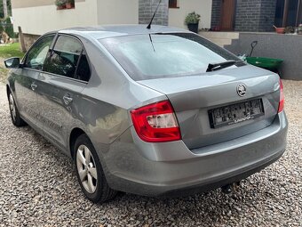 Škoda Rapid 1.6tdi 2013 PLNE POJAZDNÉ - 4