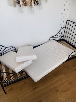 Rastúca posteľ IKEA - čierna - 4