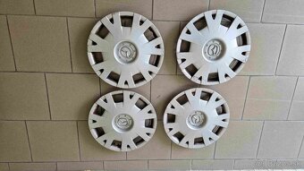 Predám 4ks 15" plechových diskov na Mazdu 3 - 4