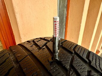 235/55 R17 zimné pneumatiky 2 kusy - 4