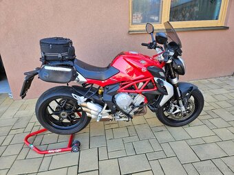 MV AGUSTA BRUTALE 800 - 4