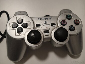 Playstation 2 - 4