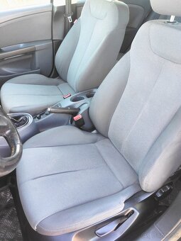 Predám Seat Leon - 4