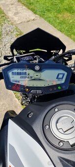 Yamaha MT 07 - 4