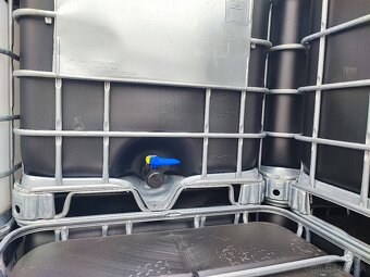 Potravinárske IBC kontajnery čierne 1000l proti riasam - 4