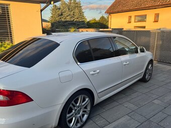 Škoda Superb - 4