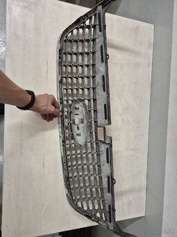 Predna maska Ford Mondeo mk4 - 4