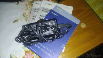 Sony Handycam Hi8 CCD -TRV228e - 4