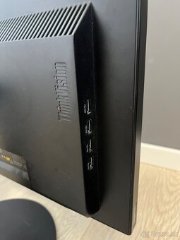 Lenovo monitor - 4