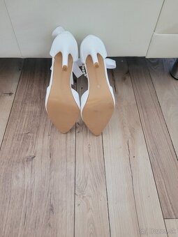 Biele svadobné topánky, číslo 37, 1x obuté, nenosené. - 4
