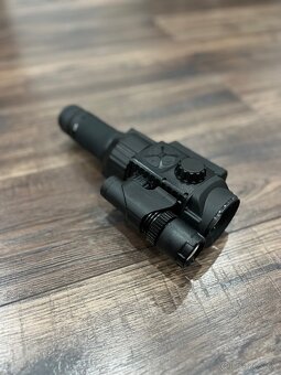 Digitálny monokulár - predsadka PULSAR FORWARD FN135 - 4