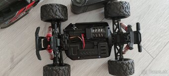 RC monster truck - 4