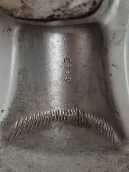 SUZUKI VITARA 235/60 R15 - 4