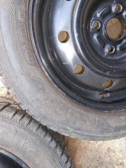 Predam obute plechove disky + puklice - 4