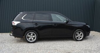 Mitsubishi Outlander 2.2 4×4 SR. voz, 7miestne - 4