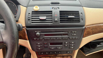 BMW X3 E83 X-drive 2,0D 130kw - 4