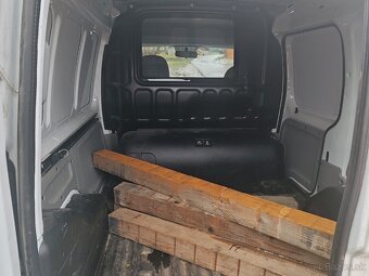 Renault Kangoo benzín 1.6 +CNG - 4