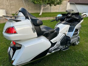 Honda Goldwing GL1800 - 4