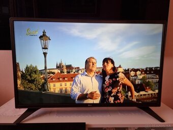 Predám LED TV LG 32LB550U HD - 4
