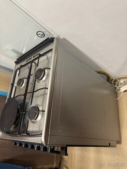 Predám nerezový kombinovaný sporák Electrolux - 4