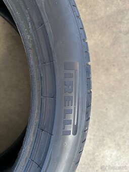 Pirelli P Zero 255/40 R19 - 4