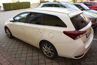 Toyota Auris TS 1.6 Valvematic Executive, automat, r. 2018 - 4