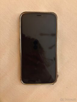 PREDÁM IPHONE 11 64GB - 4