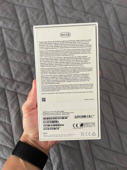 iPhone SE (2020) 64GB - Čierna - Neblokovaný - 4