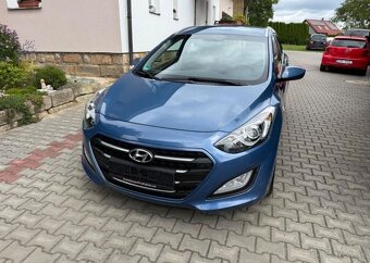 Hyundai i30 1,6CRDi Top stav výhřev volant nafta manuál - 4