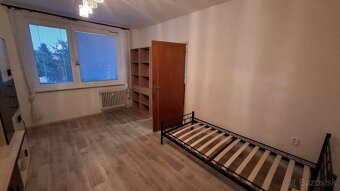 Prenájom 1-izb.byt v centre Senice - 4