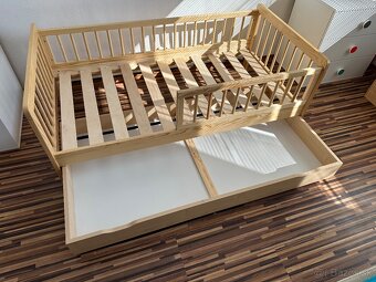 Predám detskú posteľ s matracom – ako novú - 4