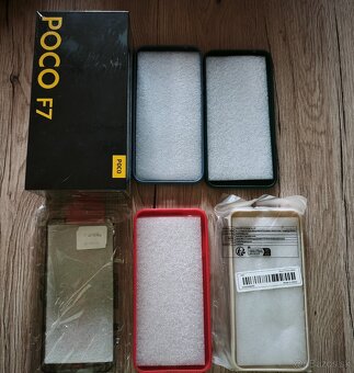 Poco F7 black 12GB ram / 256GB 22mes. Záruka - 4