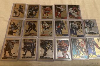 Predám hokejové kartičky UD Collector’s Choice - 4