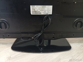 Predám Philips LED Full HD - 102cm - 4