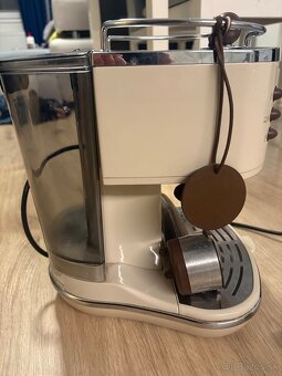 Kávovar Delonghi + mlynček na kávu - 4