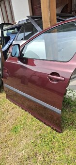 Predné ľavé dvere Škoda Octavia 2 9893 - 4