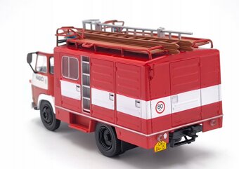 Avia A30 Da 12  1:43 - 4