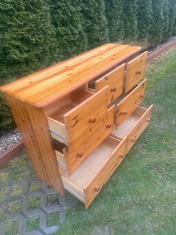 Komoda z masívu - 4