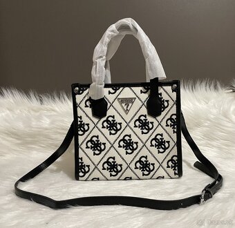 Guess Silvana kabelka - 4