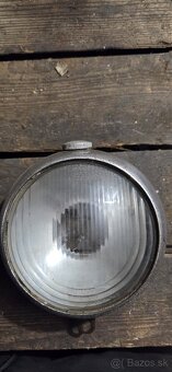 Svetlá pionier a mustang - 4