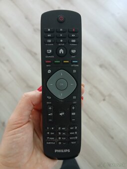 Televízor Philips 56cm+ držiak - 4