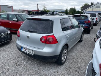 VW GOLF 5 Benzín 1.4 - 4