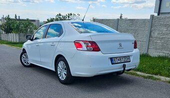Peugeot 301 - 4