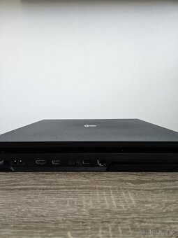 PlayStation 4 PRO 1TB - 4