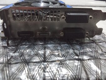 NVIDIA GeForce GTX 960 (4 GB) - 4